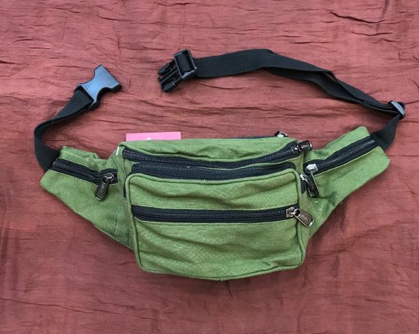 Riñonera lisa verde de - PIRATA